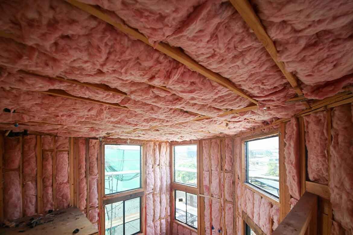 Improve Energy Efficiency with Expert Roof Insulation Services by Ace Pro roofing in Florida
